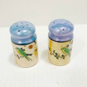 Vintage Lusterware Salt & Pepper Shakers In Blue Holder Made In Japan